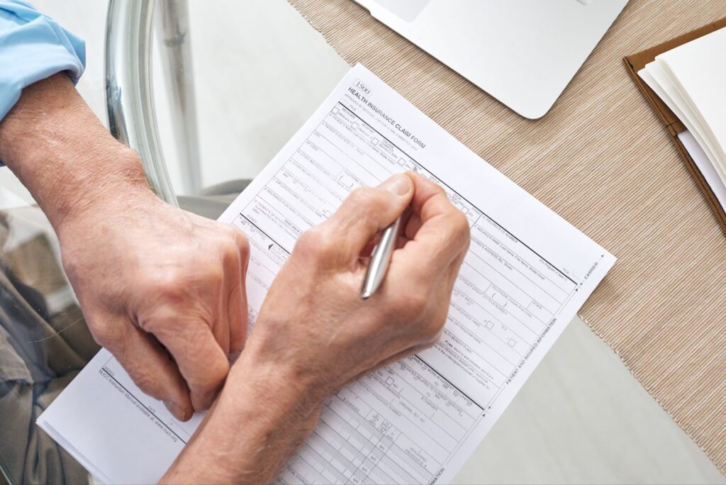 filling out letter of reprimand