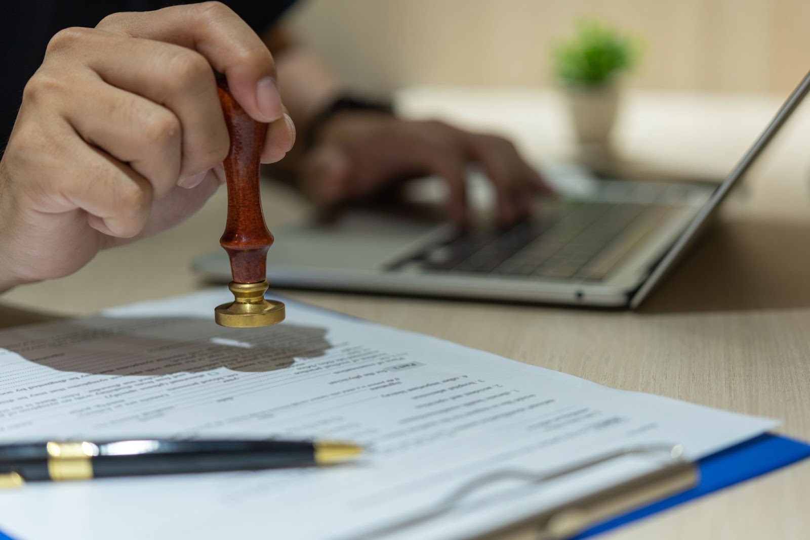 Notary record-keeping software - what to look for